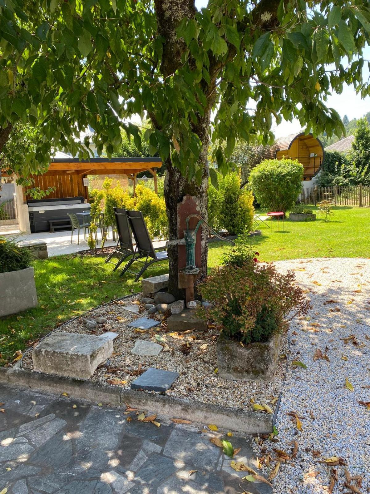 Villa Gite Le Recoules Espalion Exterior foto